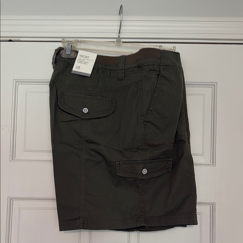 Style & Co Green Cargo Shorts Relaxed Fit